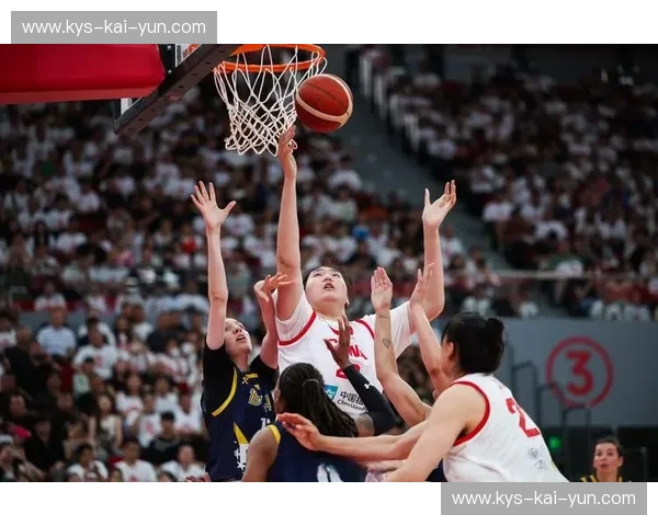 巅峰对决，荣耀之战：中国队vs美国队热身赛，一场不容错过的篮球盛宴！